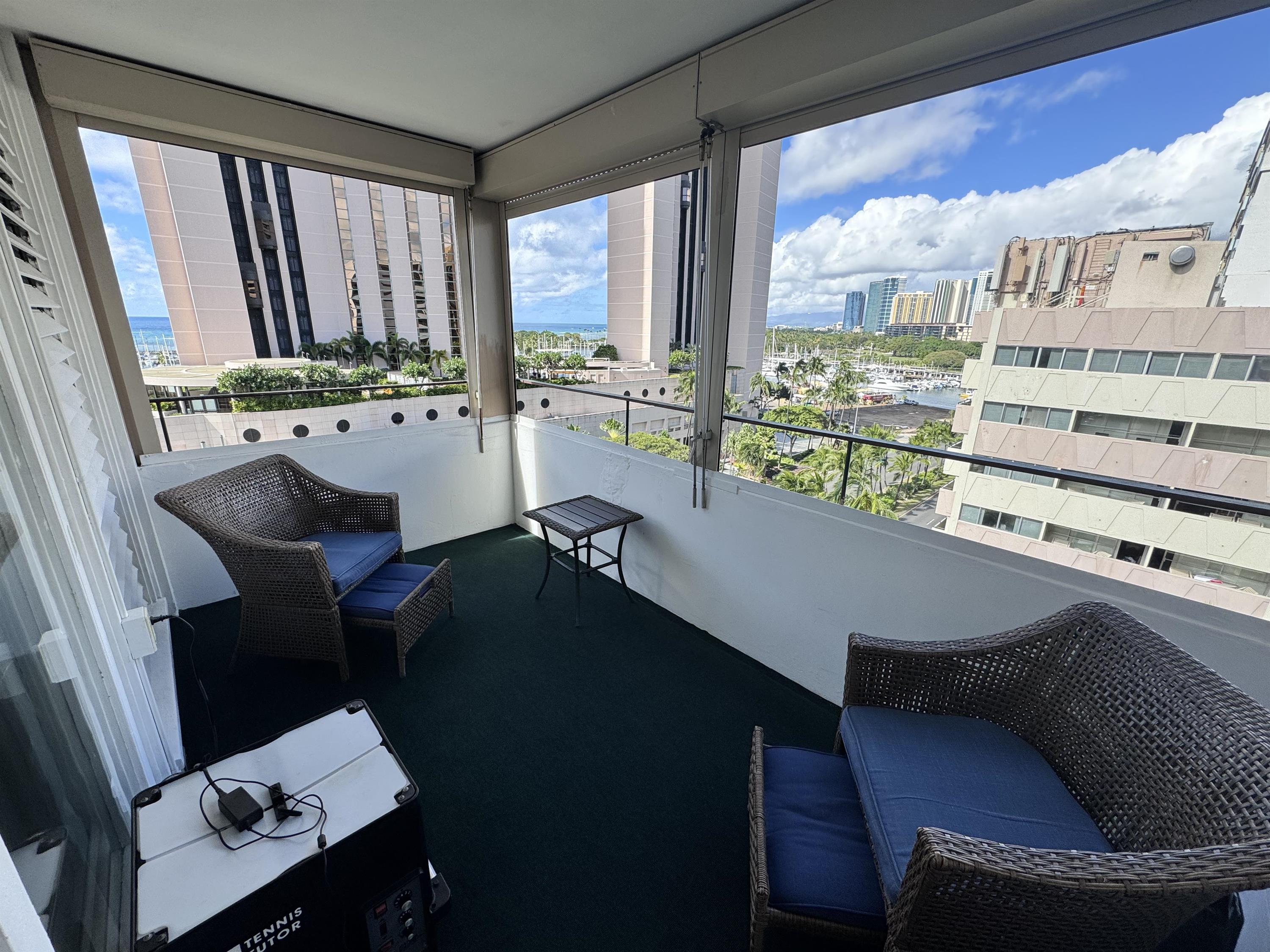 1720 Ala Moana Boulevard - 1009a